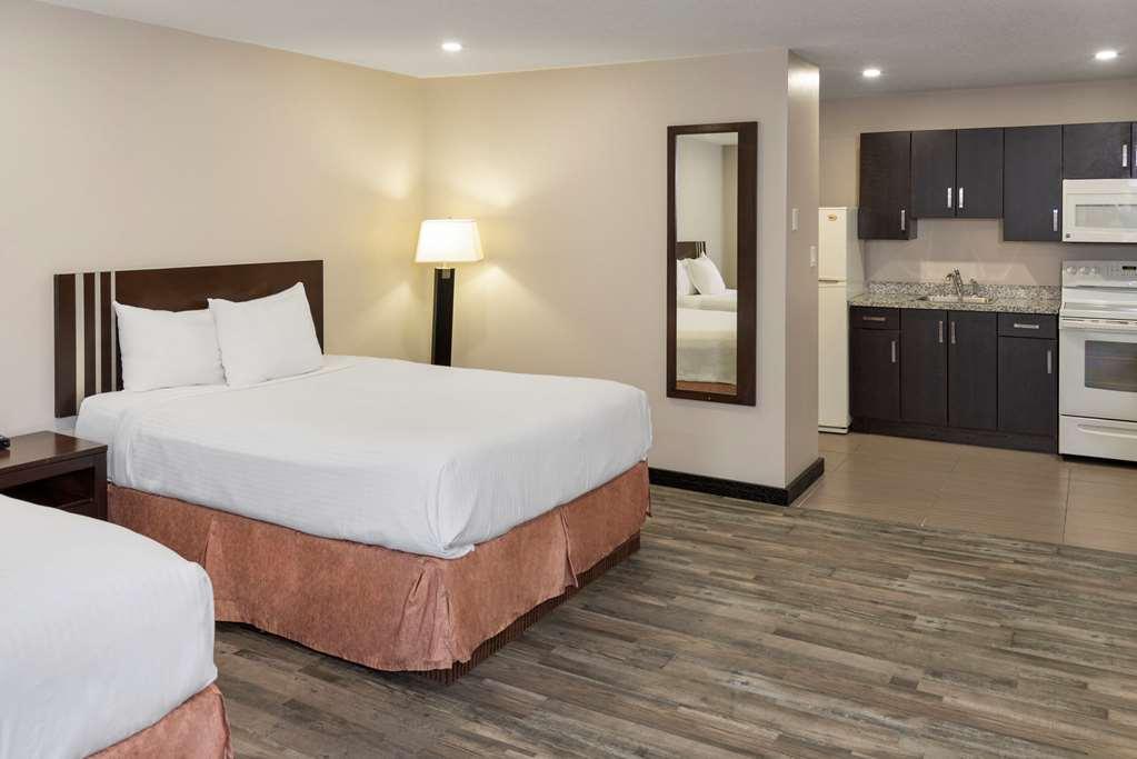 מדיסין הט Econo Lodge Inn & Suites חדר תמונה