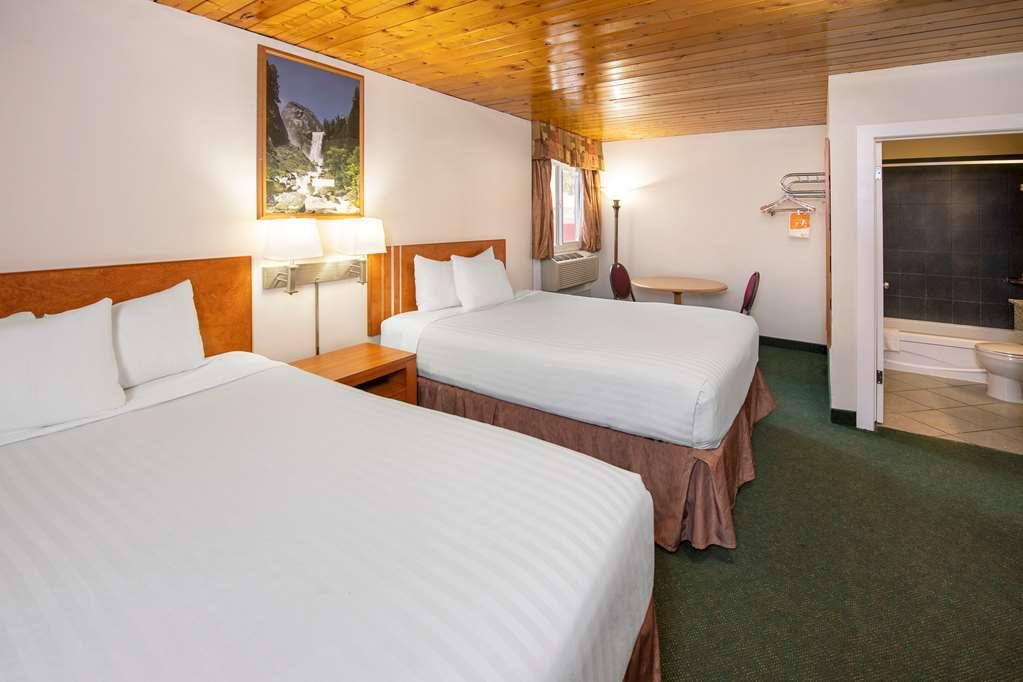 מדיסין הט Econo Lodge Inn & Suites חדר תמונה