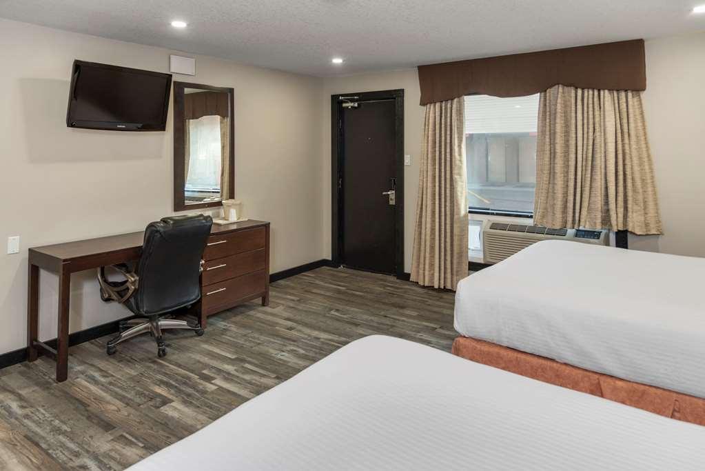 מדיסין הט Econo Lodge Inn & Suites חדר תמונה