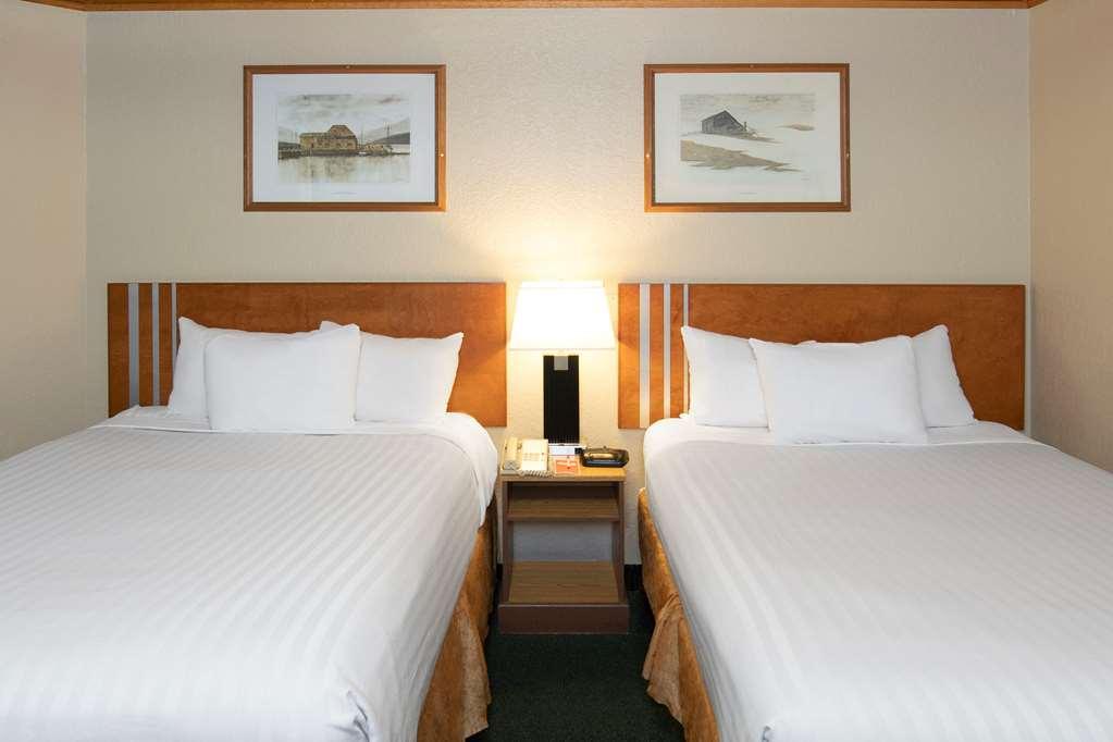 מדיסין הט Econo Lodge Inn & Suites חדר תמונה