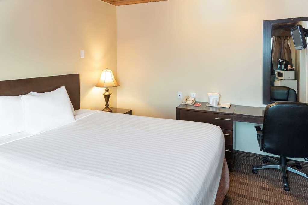 מדיסין הט Econo Lodge Inn & Suites חדר תמונה